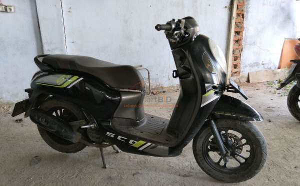 HONDA  SCOOPY