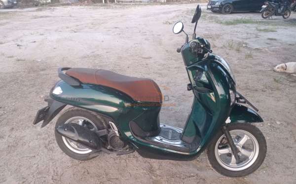 HONDA  SCOOPY