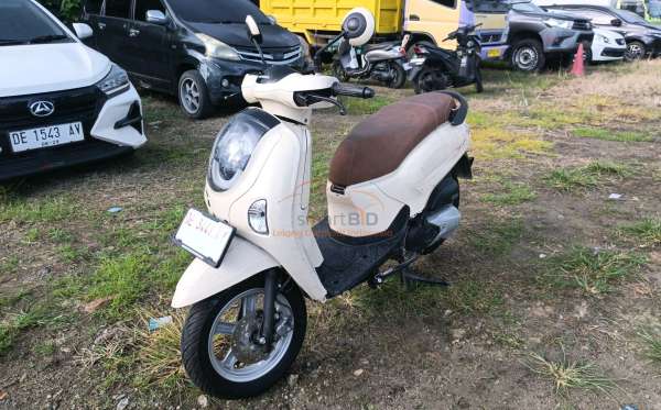 HONDA  SCOOPY