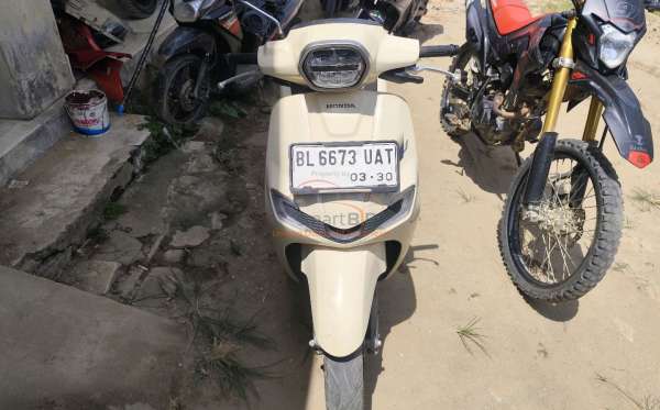 HONDA  STYLO