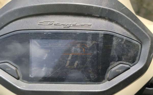 HONDA  STYLO