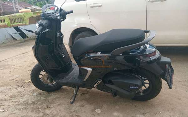 HONDA  STYLO