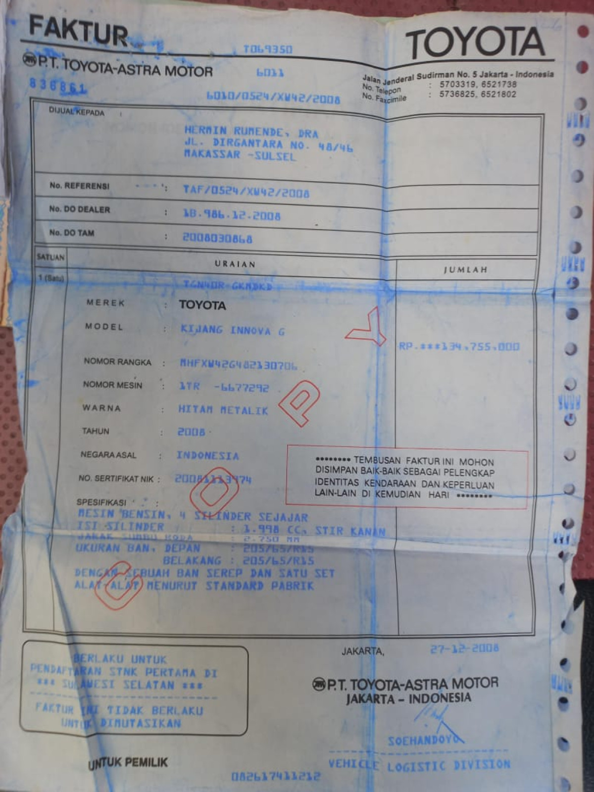 TOYOTA  INNOVA