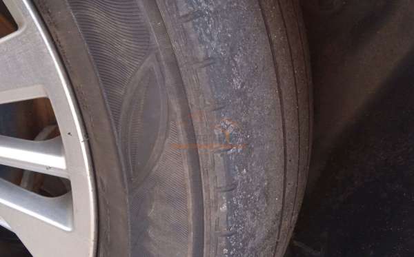 NISSAN SERENA 2.0