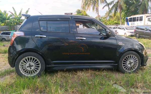 SUZUKI SWIFT GT