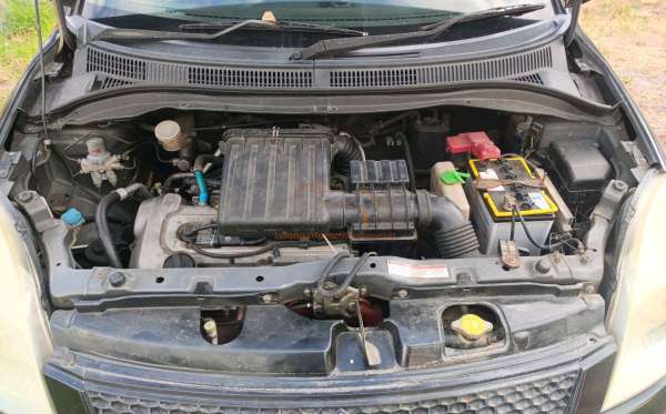 SUZUKI SWIFT GT