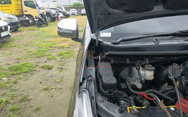 TOYOTA AVANZA