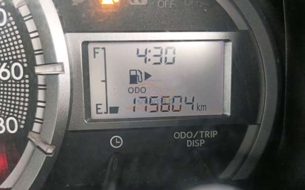 TOYOTA AVANZA