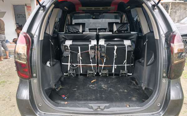 TOYOTA AVANZA