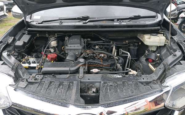 TOYOTA AVANZA