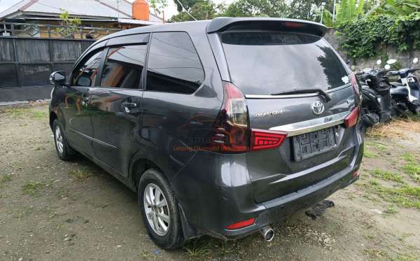 TOYOTA AVANZA