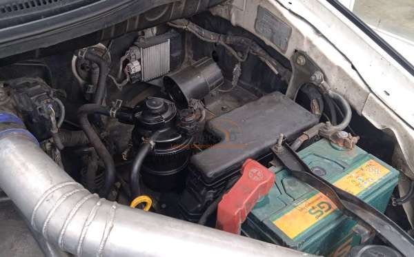 TOYOTA INNOVA G