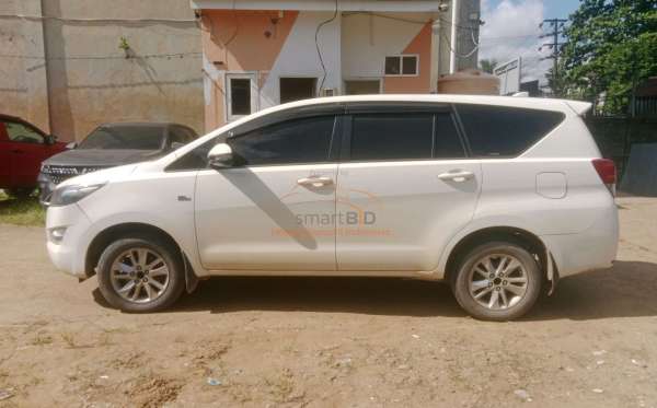 TOYOTA KIJANG INNOVA G