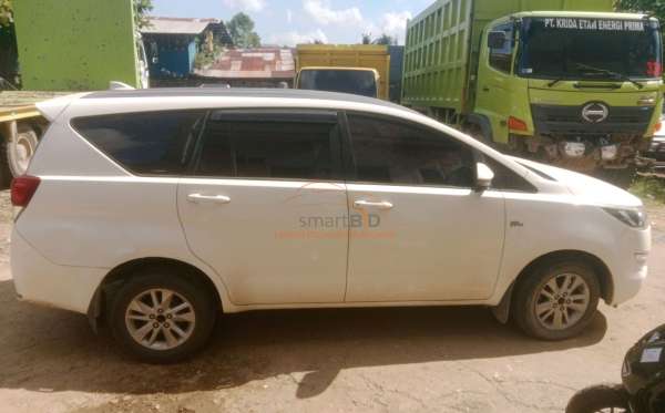 TOYOTA KIJANG INNOVA G