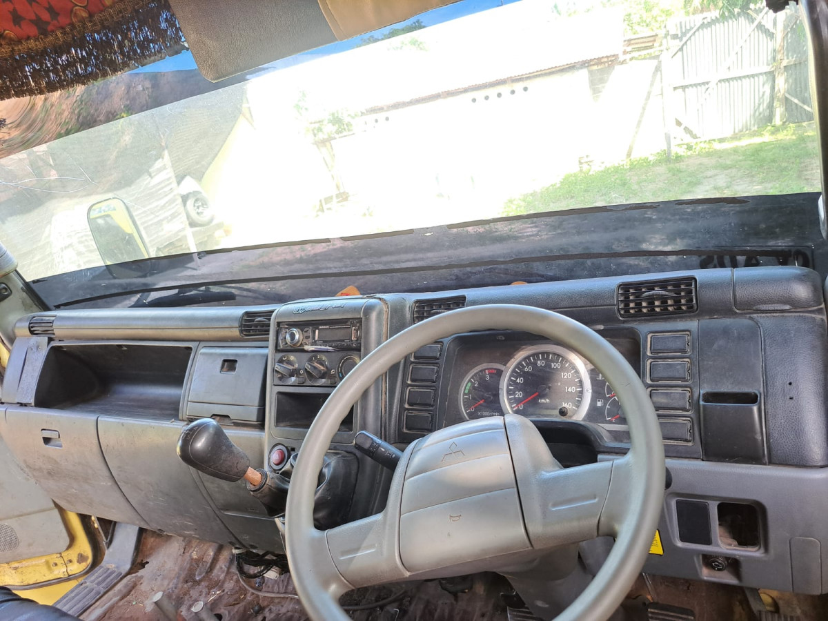 MITSUBISHI  FE  84 GS