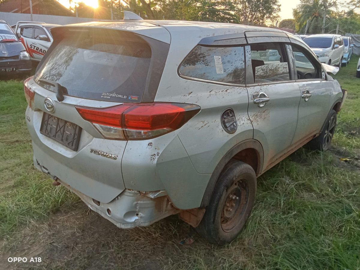 DAIHATSU TERIOS X