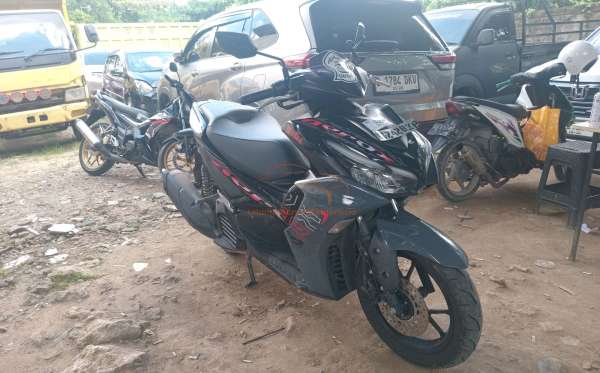 YAMAHA AEROX 155