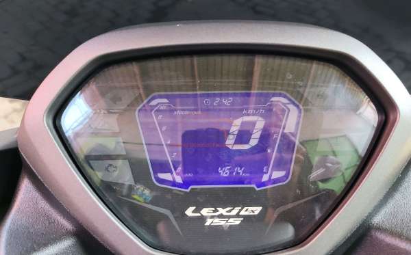 YAMAHA LEXI LX