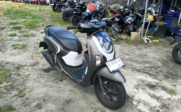 HONDA  SCOOPY