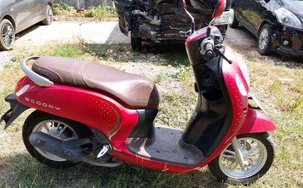 HONDA SCOOPY