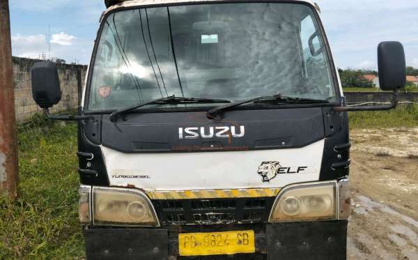 ISUZU ELF NKR 71 120 PS 6