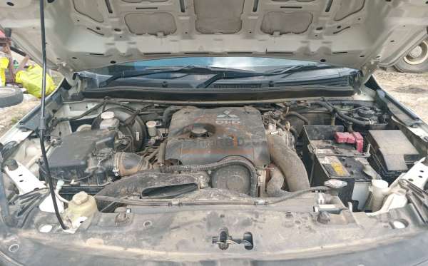 MITSUBISHI DC HDX 4X4