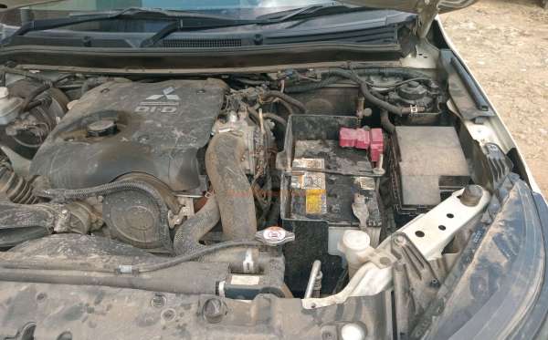 MITSUBISHI DC HDX 4X4