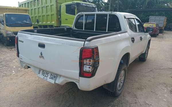 MITSUBISHI DC HDX 4X4