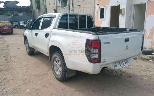 MITSUBISHI DC HDX 4X4