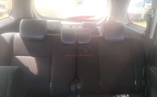 TOYOTA AVANZA