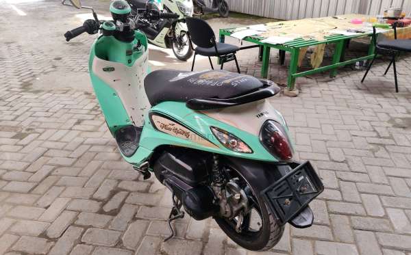 YAMAHA  FINO