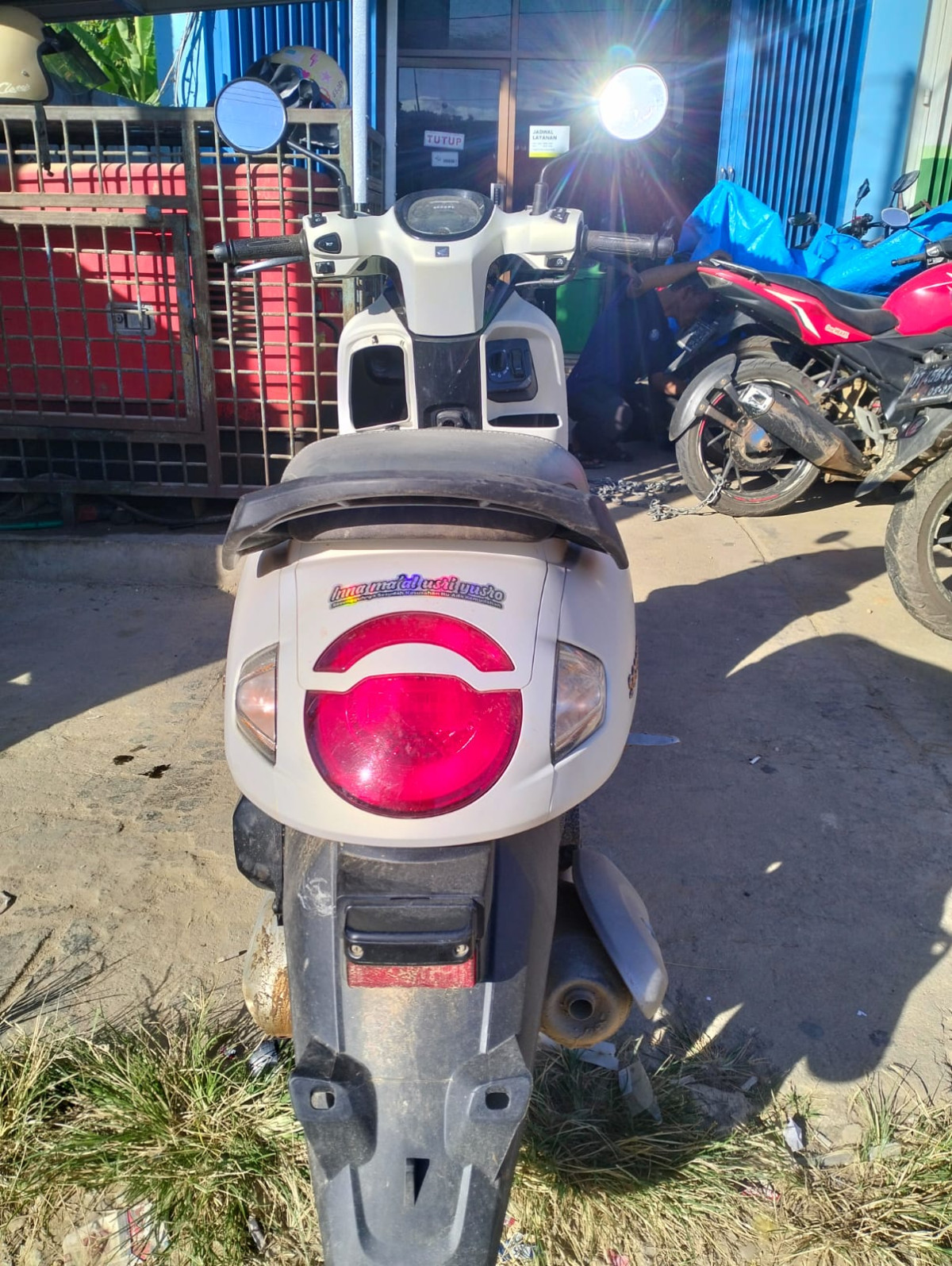 HONDA SCOOPY PRESTIGE