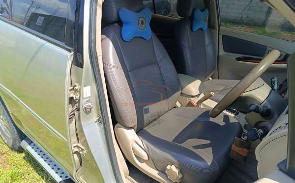 TOYOTA KIJANG INNOVA G