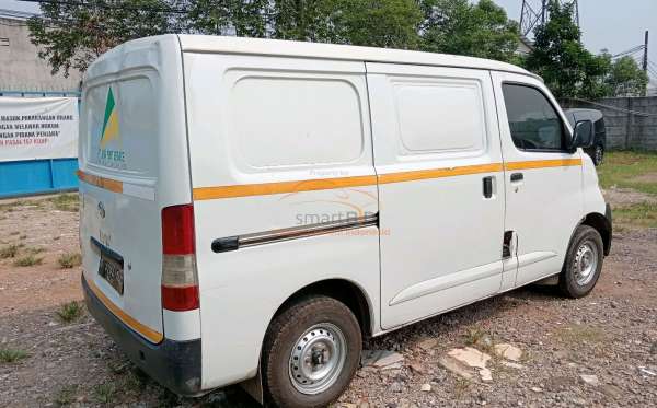 DAIHATSU GRAN MAX BLIND VAN