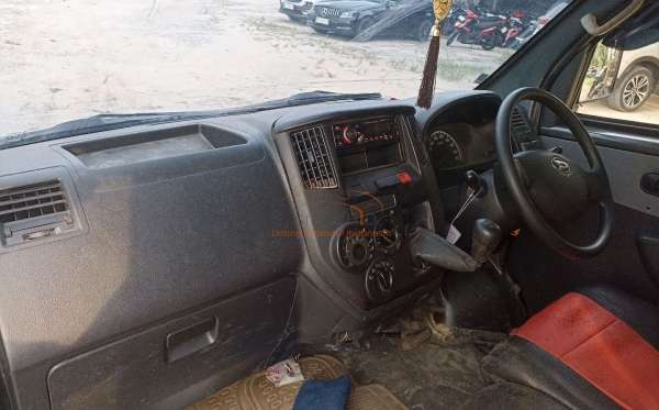 DAIHATSU GRAN MAX PU AC PS 1.5