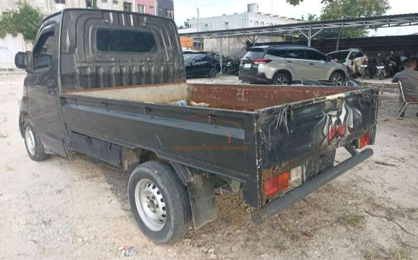 DAIHATSU GRAN MAX PU AC PS 1.5