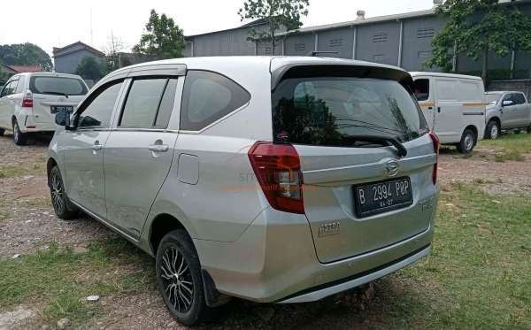 DAIHATSU SIGRA 1.2 X