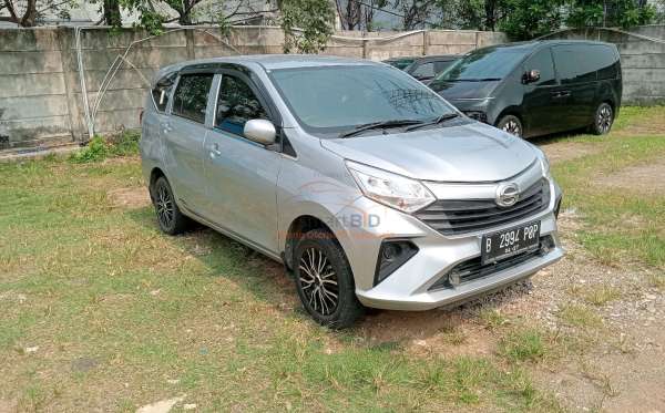 DAIHATSU SIGRA 1.2 X