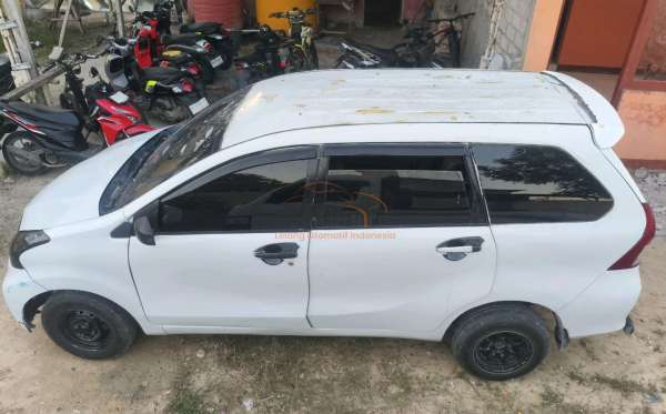 DAIHATSU XENIA M