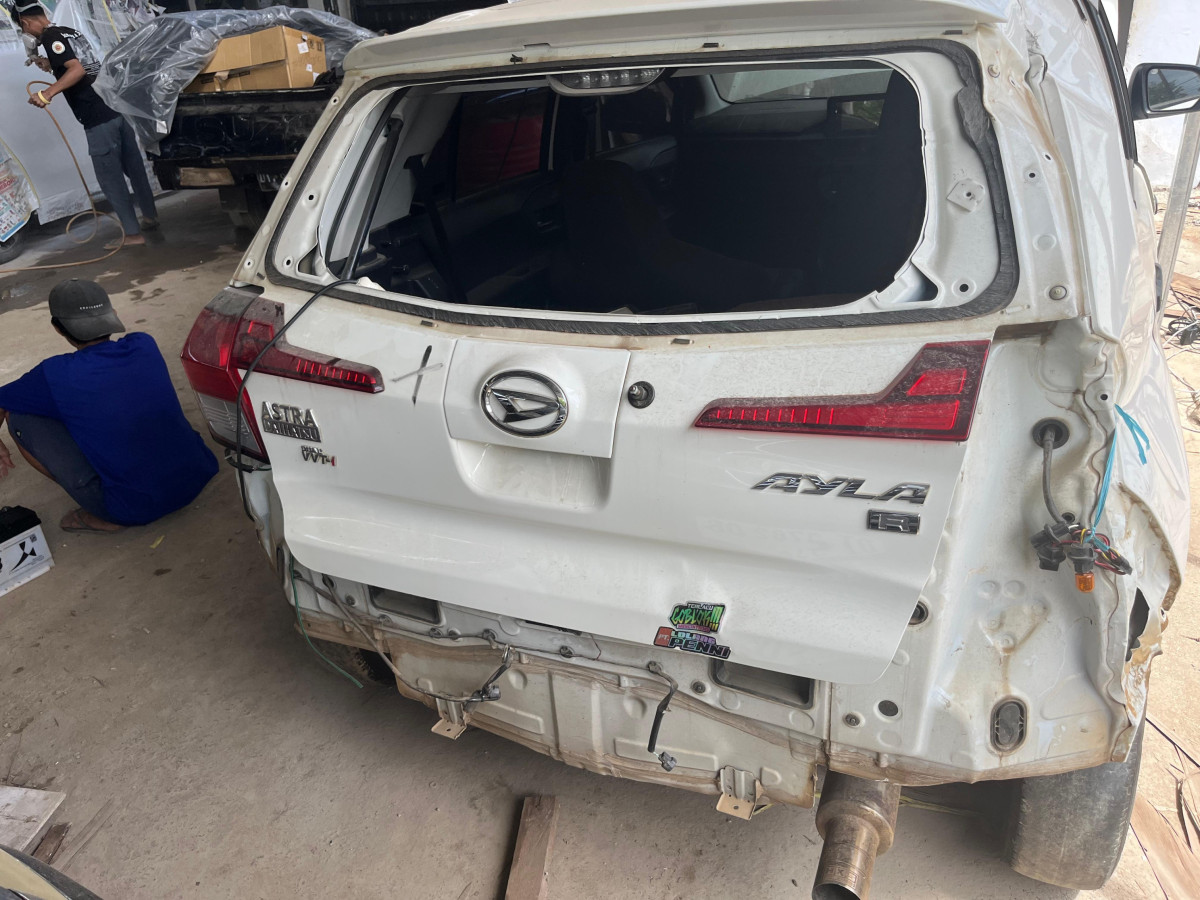 DAIHATSU AYLA  1.2R