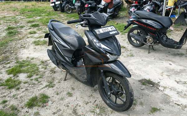 HONDA  BEAT