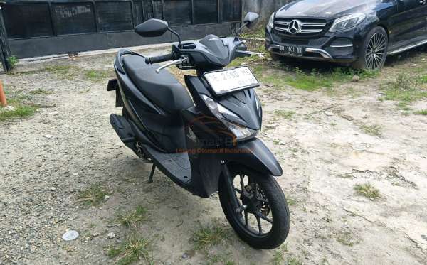 HONDA  BEAT