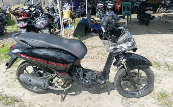 HONDA  GENIO