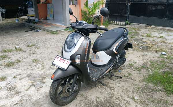 HONDA  SCOOPY