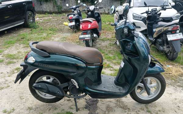 HONDA  SCOOPY