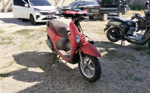 HONDA  SCOOPY