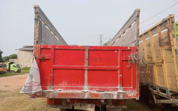 MITSUBISHI  FE 74 S
