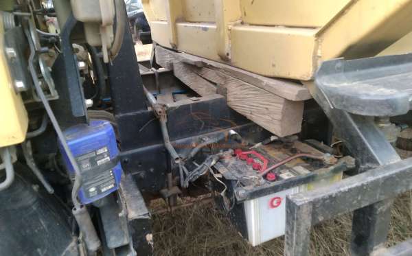 MITSUBISHI  CANTER  FE 75