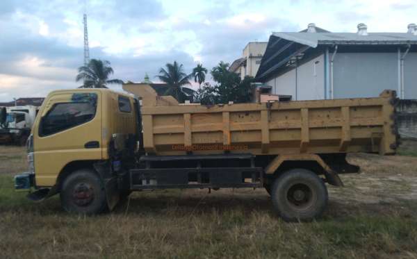 MITSUBISHI  CANTER  FE 75