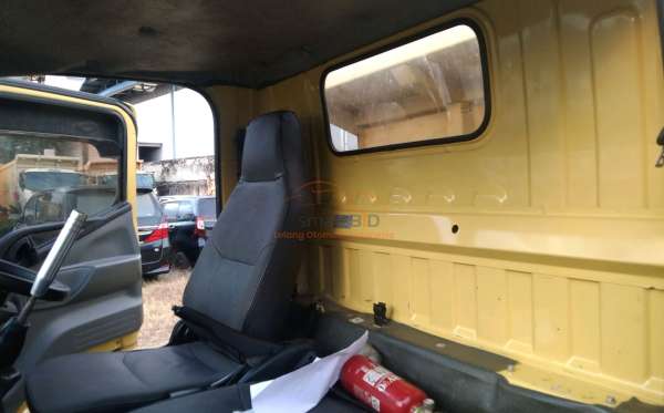 MITSUBISHI  CANTER  FE 75